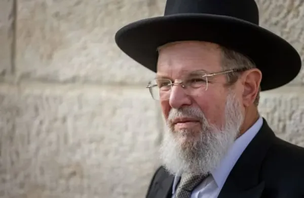 Rabbi Kalman Ber attends the second round in the elections of for the new Chief Ashkenazi rabbi, at the Chief Rabbinate headquarters in Jerusalem, October 31, 2024. (credit: Chaim Goldberg/Flash90)