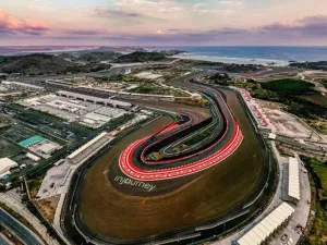 Pertamina Mandalika International Circuit terletak di salah satu Destinasi Pariwisata Super Prioritas (DPSP) Kawasan Ekonomi Khusus (KEK) Mandalika, Lombok, NTB.