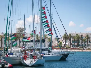The Global Sumud Flotilla docks at the port of Bizerte, in northern Tunisia. The flotilla, which aims to break Israel&#39;s blockade on Gaza, has postponed its departure to Saturday due to logistical reasons, according to organizers. Hasan Mrad/ZUMA Press Wire/dpa
