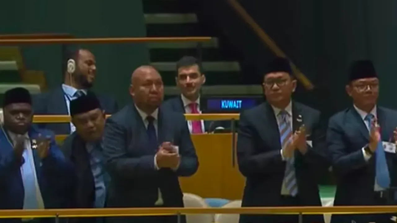 Didit Hediprasetyo turut mendampingi Presiden Prabowo berpidato di Sidang Majelis Umum ke-80 PBB dari kursi delegasi Indonesia pada Selasa (23/9/2025). Terlihat juga Menlu Sugiono, Menteri HAM Natalius Pigai, dan dan Menteri Investasi sekaligus CEO Danantara, Rosan Roeslani.