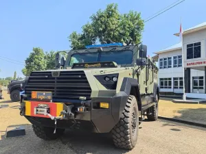 Kendaraan taktis P2 Tiger terparkir di Batalyon Komando (Yonko) 466 Korpasgat, Makassar, Selasa (23/9/2025) disiapkan untuk memeriahkan HUT ke-80 TNI pada 5 Oktober 2025.
