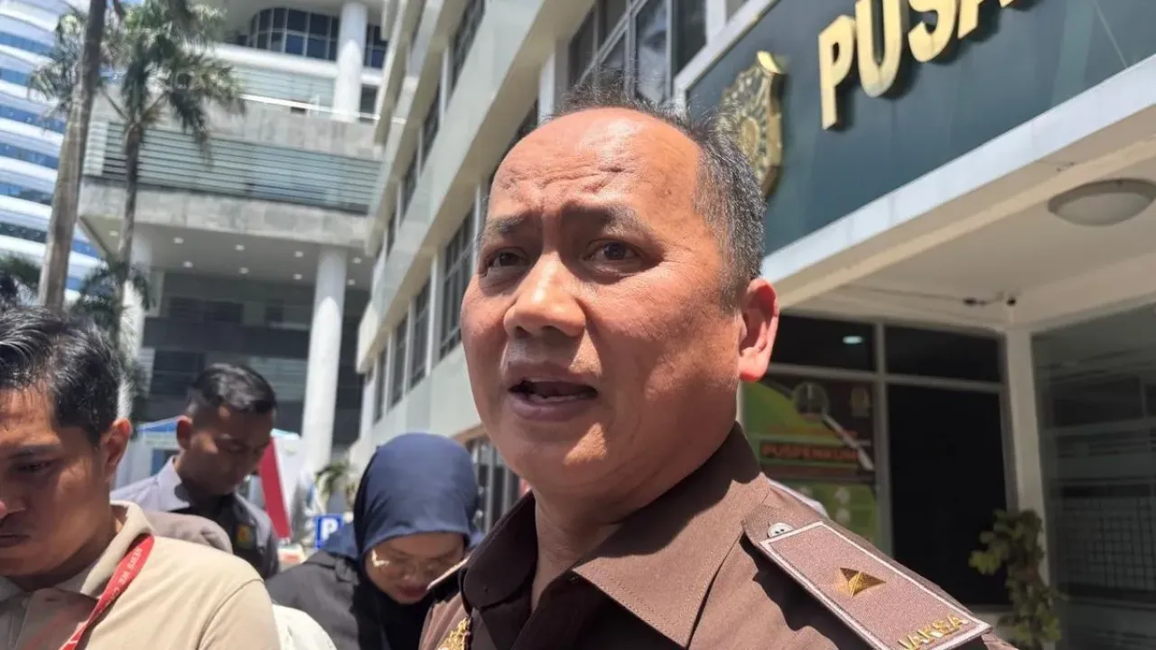 Kapuspenkum Kejagung, Anang Supriatna