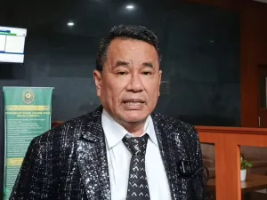Pengacara Hotman Paris saat ditemui di Pengadilan Negeri Jakarta Pusat, Selasa (23/9/2025).