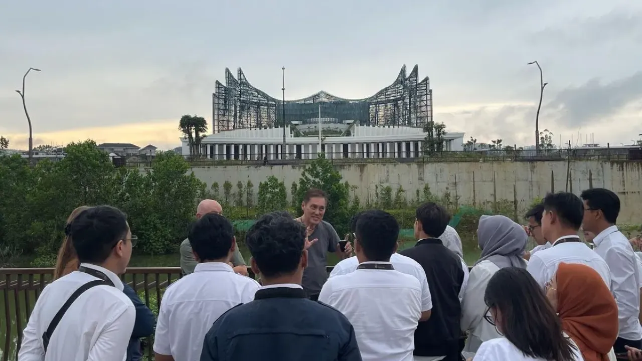 Indonesia mengambil langkah strategis dengan menggandeng para ahli dari Monash University, Australia, untuk merancang dan membangun Ibu Kota Nusantara (IKN).