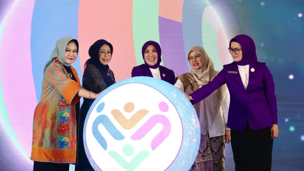 Ketua Umum Tim Pembina Pos Pelayanan Terpadu (Posyandu) Tri Tito Karnavian secara resmi membuka Rapat Koordinasi Nasional (Rakornas) Posyandu Tahun 2025 di Mercure Convention Center Ancol, Jakarta, Senin (22/9/2025). 