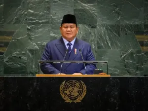 Presiden Republik Indonesia Prabowo Subianto saat berpidato dalam Sidang Majelis Umum Ke-80 Perserikatan Bangsa-Bangsa (PBB) di Markas Besar PBB, Manhattan, New York, Selasa (23/9/2025).