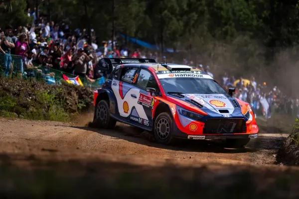 Motorsport photo