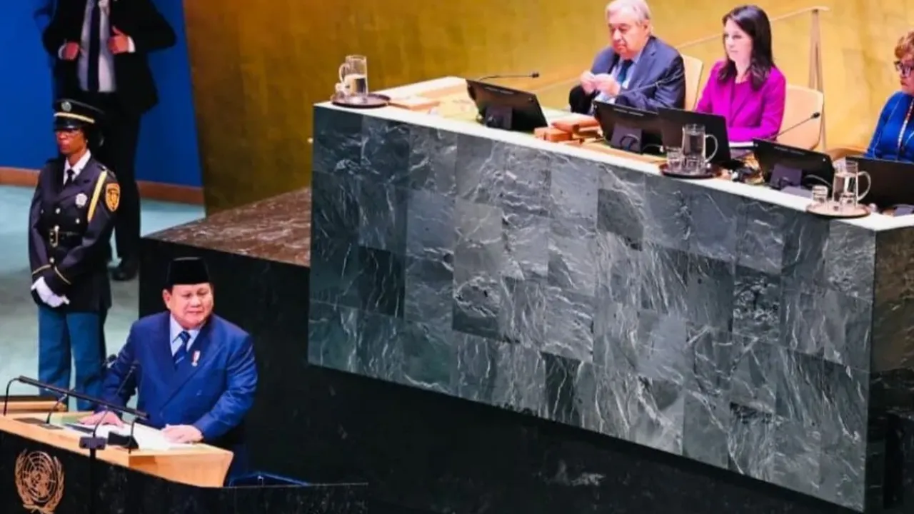 Presiden Prabowo Subianto saat menyampaikan pidatonya pada Sidang Majelis Umum ke-80 Perserikatan Bangsa-Bangsa (PBB) di New York, Amerika Serikat, pada Selasa (23/9/2025).