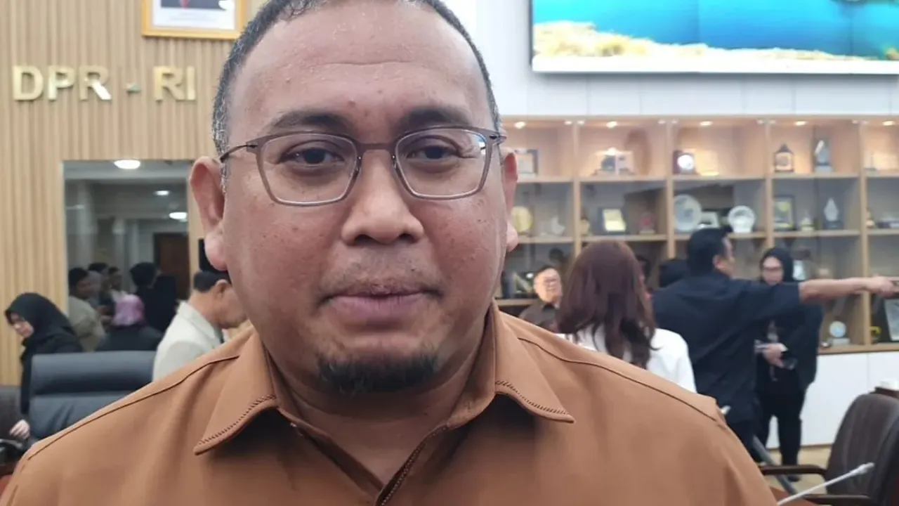 Wakil Ketua Komisi VI DPR RI Andre Rosiade di Kompleks Parlemen, Jakarta, Kamis (25/9/2025). 