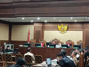 Ahli Hukum Pidana dari UNRI Erdianto saat sidang kasus importasi gula di Pengadilan Tipikor pada Pengadilan Negeri Jakarta Pusat, Jumat (26/9/2025).