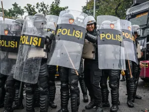 Ilustrasi polisi amankan demo di Jakarta pada 18 September 2025.