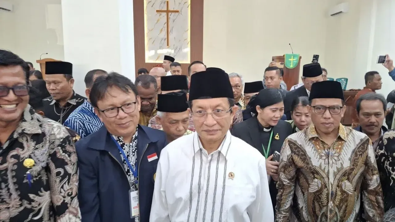 Menteri Agama RI Nasaruddin Umar saat meresmikan Gereja Bersama di Citra Maja City, Kabupaten Lebak, Banten, Kamis (25/9/2025).