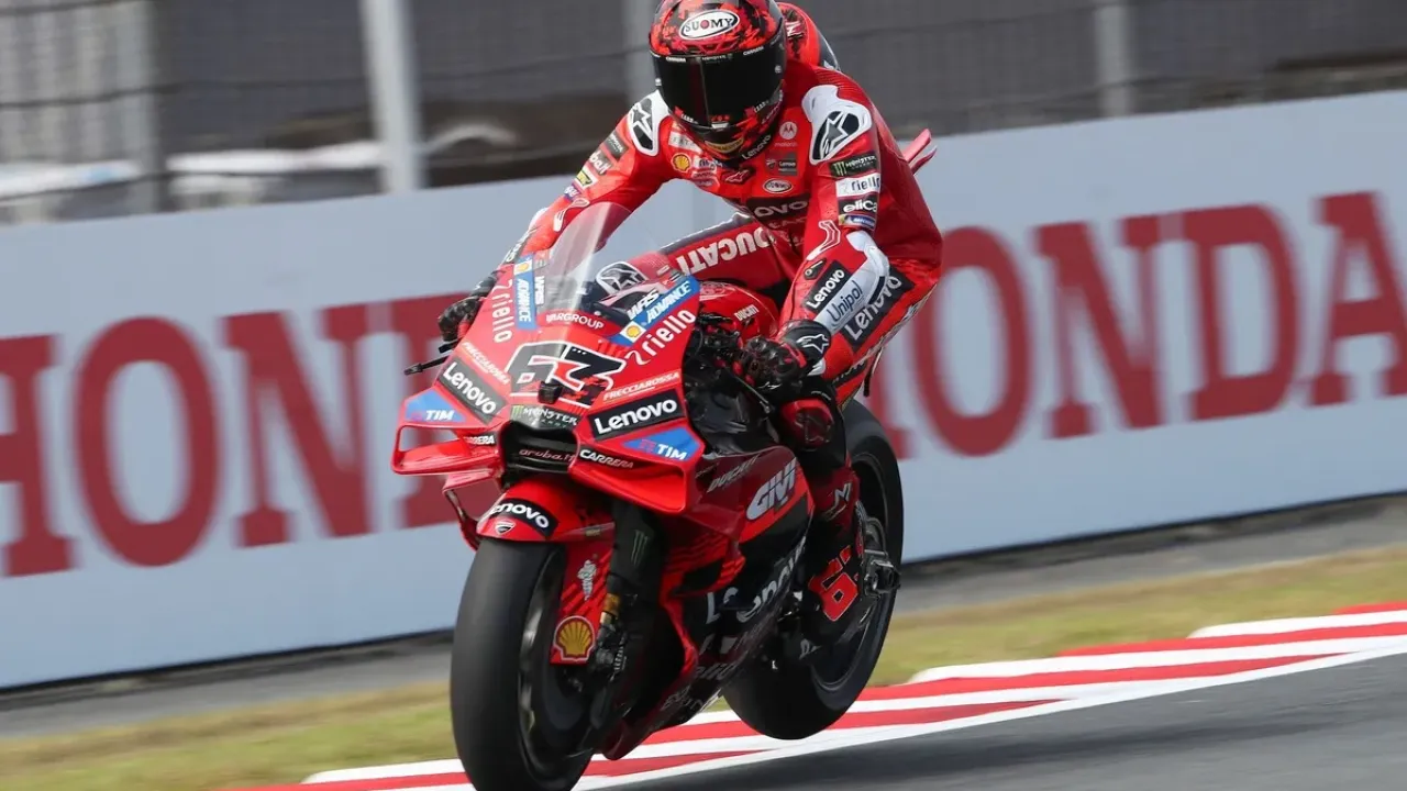 Motorsport photo