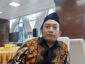 Komisioner KPAI Aris Adi Leksono saat ditemui di Kantor Kemenag, Jakarta Pusat, Jumat (26/9/2025).
