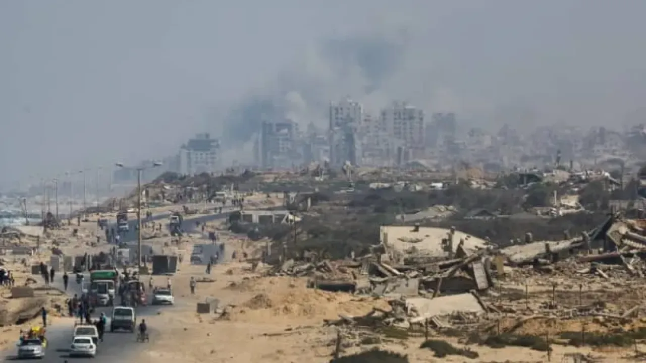 Smoke rises during an Israeli military operation in Gaza City, as seen from the central Gaza Strip September 27, 2025. (credit: REUTERS/Mahmoud Issa)