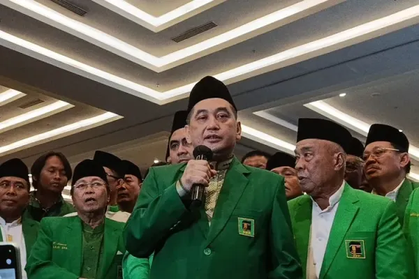 Ketum Terpilih PPP Agus Suparmanto saat memberikan keterangan di acara Tasyakuran Muktamar X PPP, Ancol, Jakarta Utara, Minggu (28/9/2025) 