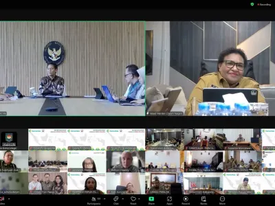 Wakil Menteri Dalam Negeri (Wamendagri) Ribka Haluk dalam Rapat Evaluasi Bulanan Percepatan Eliminasi Malaria di Tanah Papua secara virtual dari Jakarta, Selasa (30/9/2025).