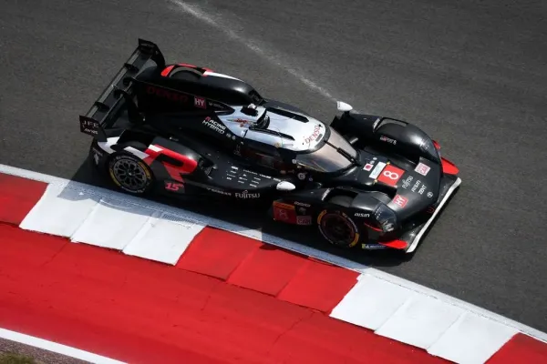 #8 Toyota Gazoo Racing Toyota GR010 - Hybrid: Sébastien Buemi, Brendon Hartley, Ry? Hirakawa