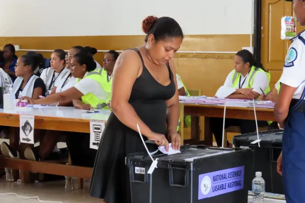 A woman casts her vote at English River School in Victoria, Seychelles, Thursday, Sept. 25, 2025. (AP Photo/Emilie Chetty)ASSOCIATED PRESS