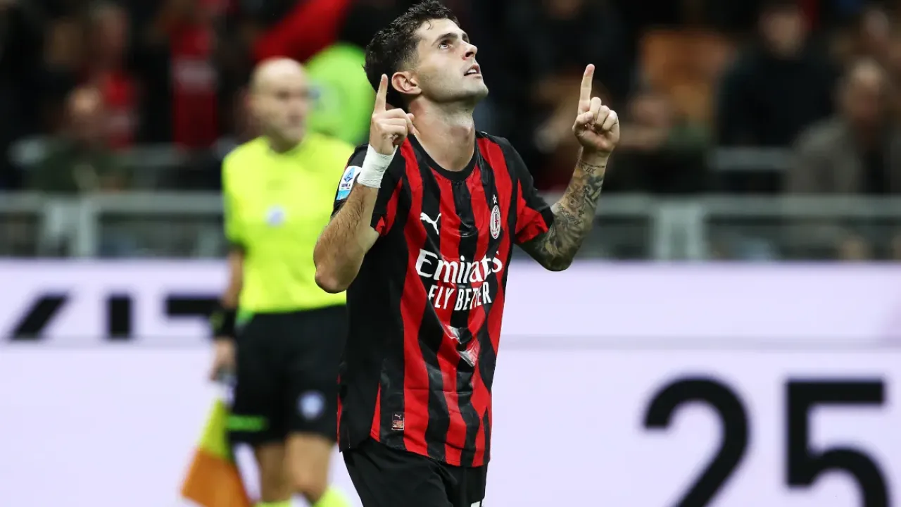 Allegri Prediksi Milan Butuh 64 Poin Guna Capai Liga Champions (2)