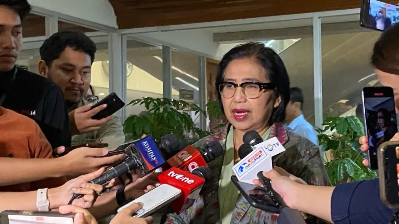 Anggota Komisi IX DPR RI, Irma Suryani Chaniago di Kompleks Parlemen, Senayan, Jakarta, Selasa (4/3/2025).