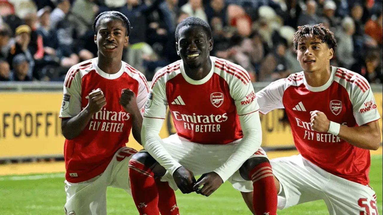 Arsenal U21 Menang Dramatis di EFL Trophy (3)