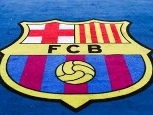 Barcelona &amp; Real Madrid stars face off for La Liga Goal of the Month award