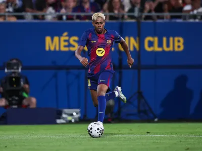 Barcelona Kembali Tempatkan Yamal, Persiapan Melawan Real Sociedad