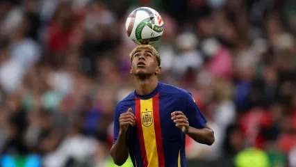 Barcelona vs PSG &#x002013; Match preview and team news