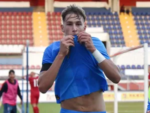 Bintang Muda Italia, Esposito, Raih Pujian Pelatih U21 (1)