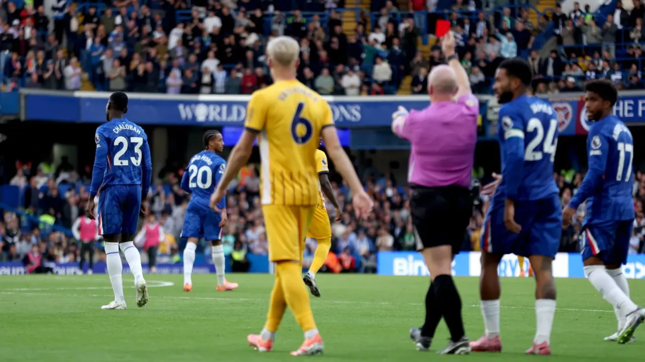 Chelsea&#39;s Trevoh Chalobah (left) is given a red card