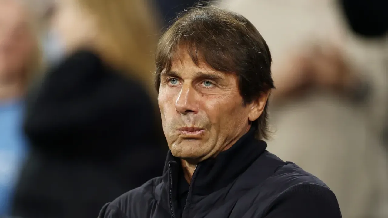 Conte: Nasib Napoli di Seri A Masih Belum Jelas (1)