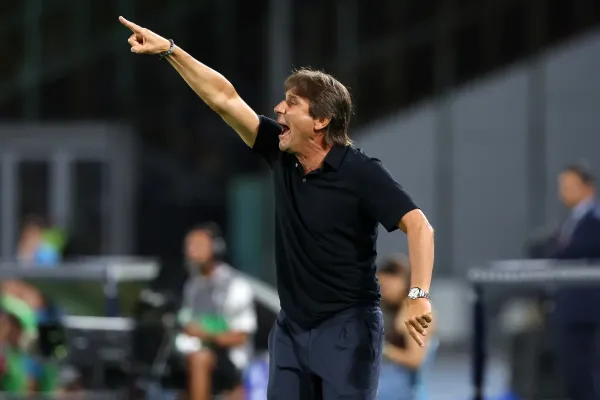 Conte: Nasib Napoli di Seri A Masih Belum Jelas (2)
