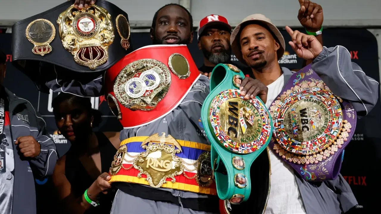 Crawford has won world titles in five divisions (Getty)