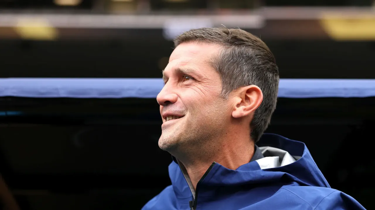 Cristian Chivu Bantu Inter Milan Lebih Baik dari Awal Musim Lalu (1)