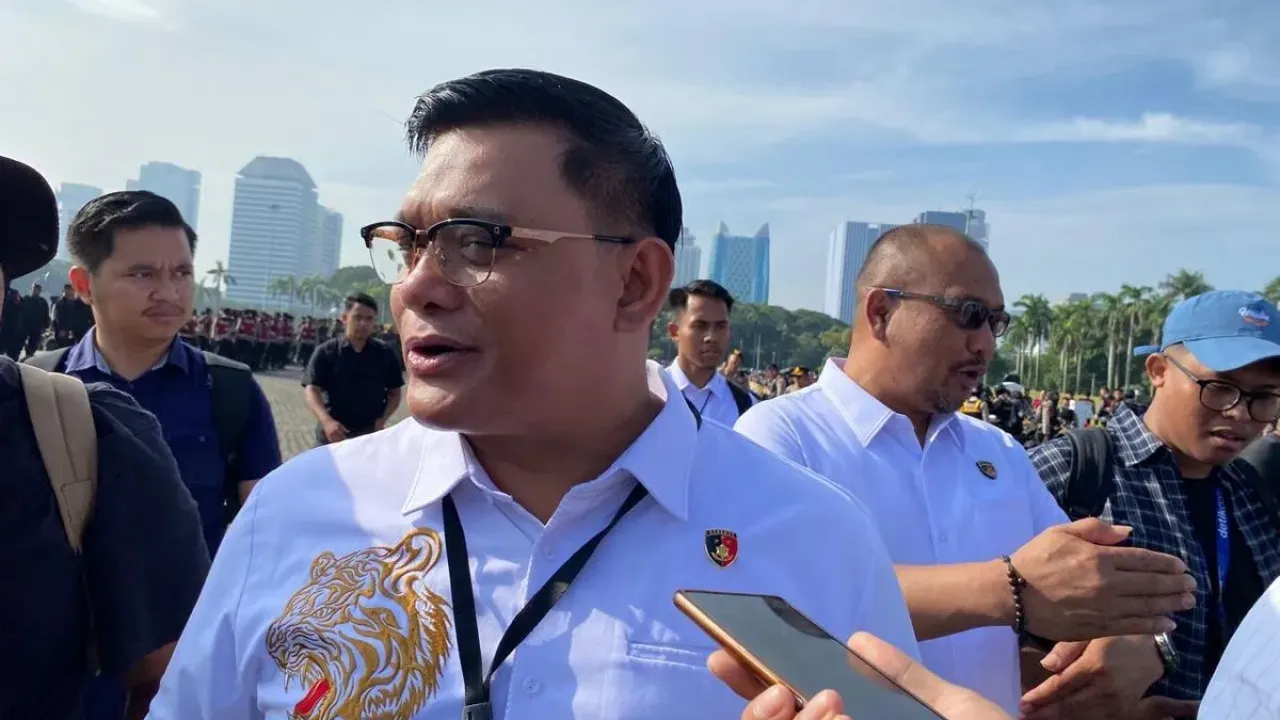 Direktur Reserse Kriminal Khusus Polda Metro Jaya Kombes Ade Safri Simanjuntak di Lapangan Silang Monas, Jakarta Pusat, Selasa (13/2/2024). 