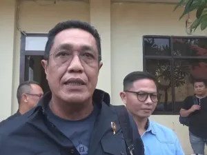 Direktur Tindak Pidana Umum (Dirtipidum) Bareskrim Polri, Kombes Djuhandhani Raharjo Puro, berada di Polda NTB, Kamis (10/7/2025).