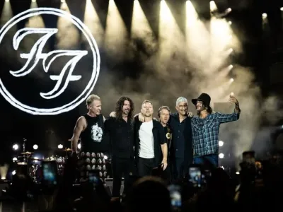 Foo Fighters akan menggelar konser bertajuk Foo Fighters: Live In Jakarta pada 2 Oktober 2025 di Carnaval Ancol, Jakarta Utara.