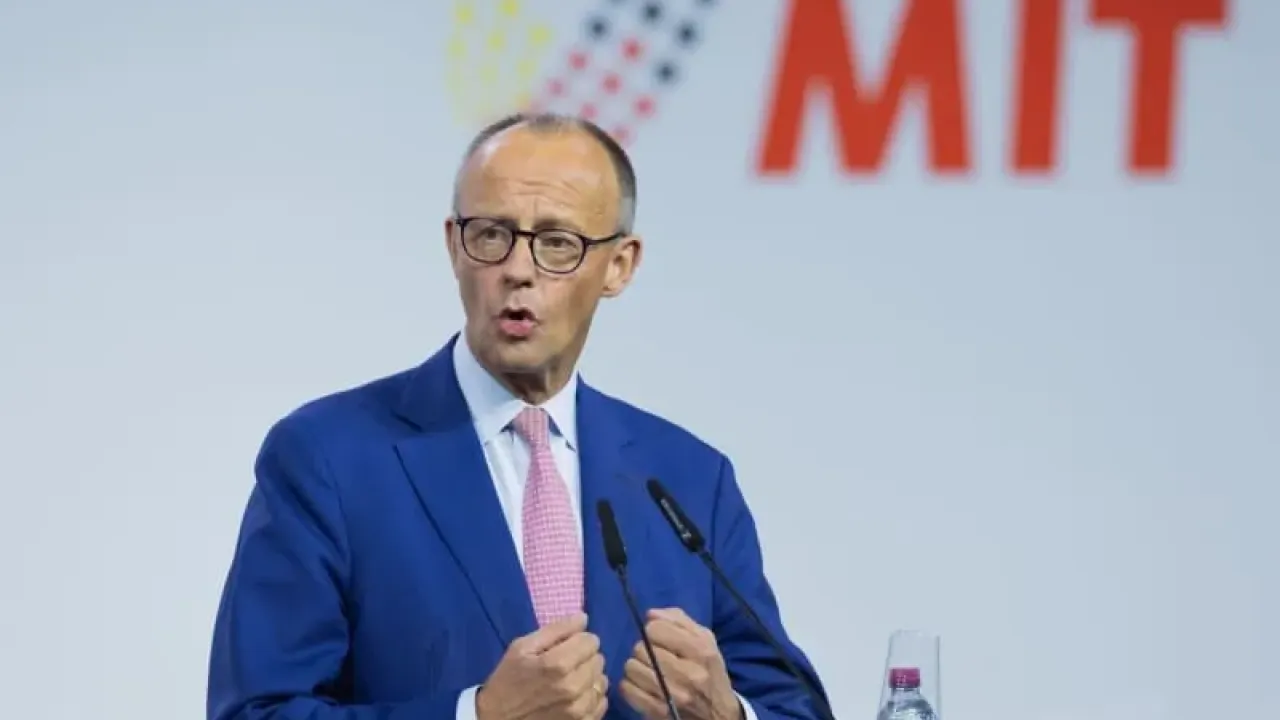 German Chancellor Friedrich Merz speaks at the 17th Federal SME Day of the SME and Economic Union (MIT) at Motorworld. Rolf Vennenbernd/dpa