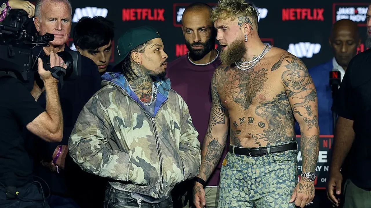 Gervonta Davis (left) and Jake Paul square off (Getty Images for Netflix)