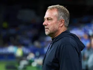 Hansi Flick drops major hints regarding team selection for Barcelona vs PSG