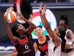 Indiana Fever Sungkeberkan Kemenangan Dramatis atas Las Vegas Aces