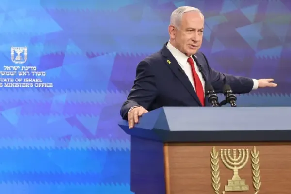 Israeli Prime Minister Benjamin Netanyahu holds a press conferene at the Prime Minister