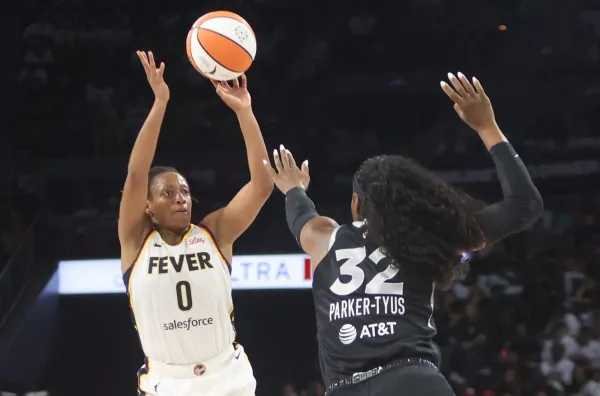 Keberanian Indiana Fever Buat Kejut di Playoff WNBA (1)
