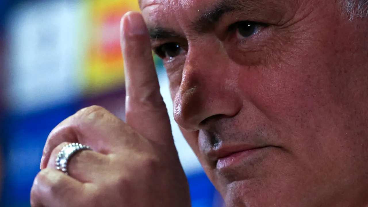 Kembali di Liga Champions, Mourinho Pimpin Benfica di Stamford Bridge