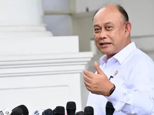 Kepala Badan Gizi Nasional (BGN) Dadan Hindayana di Kompleks Istana Kepresidenan, Jakarta Pusat, Senin (24/2/2025). 