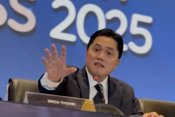 Ketua Umum PSSI, Erick Thohir, bangga dengan bergabungnya Ayu Rahimaniati sebagai staf FIFA Perancis.