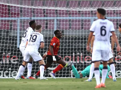 Lecce dan Bologna Berbagi Poin Drama di Serie A (2)