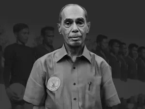 Legenda Timnas Indonesia, Henky Timisela, meninggal dunia pada usia 87 tahun. Kabar wafatnya eks Persib itu tersiar pada Jumat (26/9/2025).