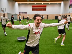 Liverpool Ganti Giovanni Leoni dengan Federico Chiesa di Liga Champions